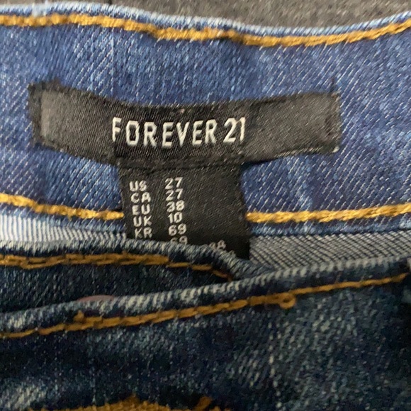 Forever 21 Jean shorts - Picture 2 of 5